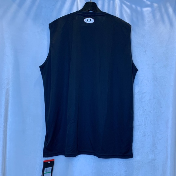 BNWT Under Armour black Heatgear™️/odor control sweat wicking training tank. - Picture 3 of 12